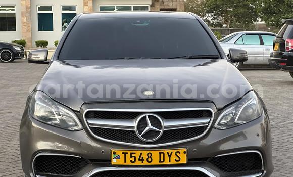 Buy Used Mercedes-Benz E-Classe Other Car in Dar es Salaam in Dar es Salaam Buy Used Mercedes-Benz E-Classe Other Car in Dar es Salaam in Dar es Salaam