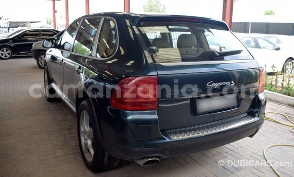 Nunua Imported Porsche Cayenne Kijani Gari ndani ya Import - Dubai nchini Arusha Nunua Imported Porsche Cayenne Kijani Gari ndani ya Import - Dubai nchini Arusha