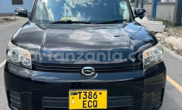 Nunua Ilio tumika Toyota Corolla Rumion Nyeusi Gari ndani ya Dar es Salaam nchini Dar es Salaam