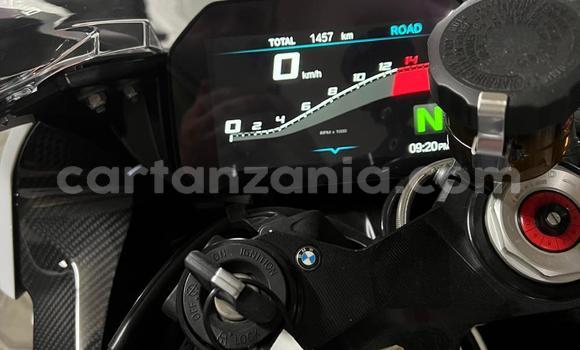 Buy Used BMW S 1000 Beige Bike in Arusha in Arusha Buy Used BMW S 1000 Beige Bike in Arusha in Arusha