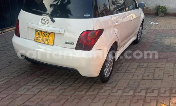 Buy Used Toyota IST White Car in Dar es Salaam in Dar es Salaam Buy Used Toyota IST White Car in Dar es Salaam in Dar es Salaam