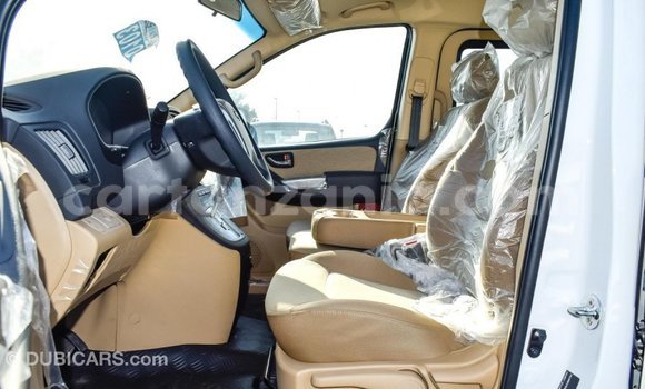 Buy Import Hyundai Accent White Car in Import - Dubai in Arusha Buy Import Hyundai Accent White Car in Import - Dubai in Arusha