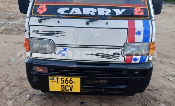 Buy Used Suzuki Carry White Car in Dar es Salaam in Dar es Salaam Buy Used Suzuki Carry White Car in Dar es Salaam in Dar es Salaam