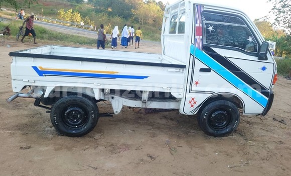 Buy Used Suzuki Carry White Car in Dar es Salaam in Dar es Salaam Buy Used Suzuki Carry White Car in Dar es Salaam in Dar es Salaam