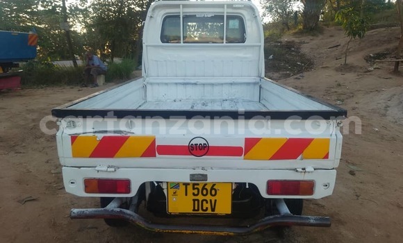 Buy Used Suzuki Carry White Car in Dar es Salaam in Dar es Salaam Buy Used Suzuki Carry White Car in Dar es Salaam in Dar es Salaam