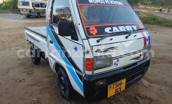 Buy Used Suzuki Carry White Car in Dar es Salaam in Dar es Salaam Buy Used Suzuki Carry White Car in Dar es Salaam in Dar es Salaam