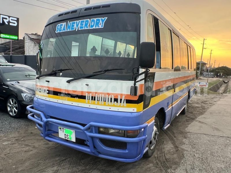 Big with watermark nissan unknown dar es salaam dar es salaam 30458