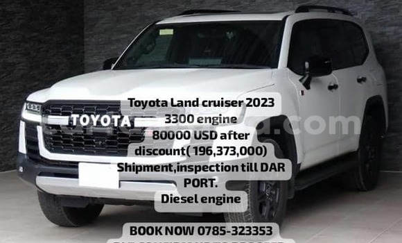 Buy Import Toyota Land Cruiser White Car in Dar es Salaam in Dar es Salaam