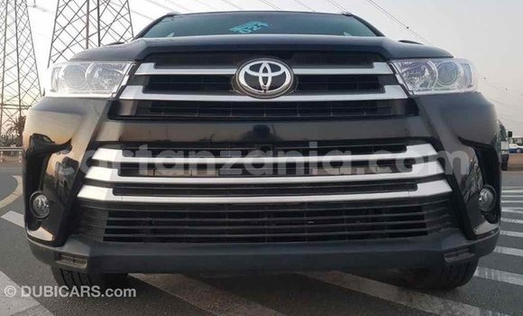 Nunua Imported Toyota Highlander Nyeusi Gari ndani ya Import - Dubai nchini Arusha Nunua Imported Toyota Highlander Nyeusi Gari ndani ya Import - Dubai nchini Arusha