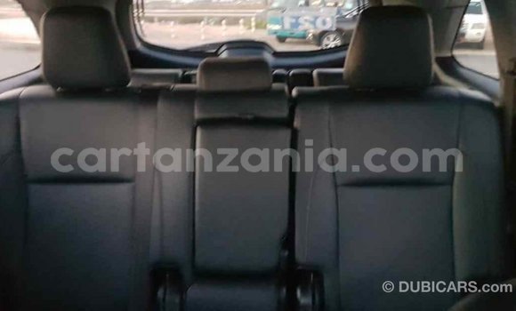 Nunua Imported Toyota Highlander Nyeusi Gari ndani ya Import - Dubai nchini Arusha Nunua Imported Toyota Highlander Nyeusi Gari ndani ya Import - Dubai nchini Arusha