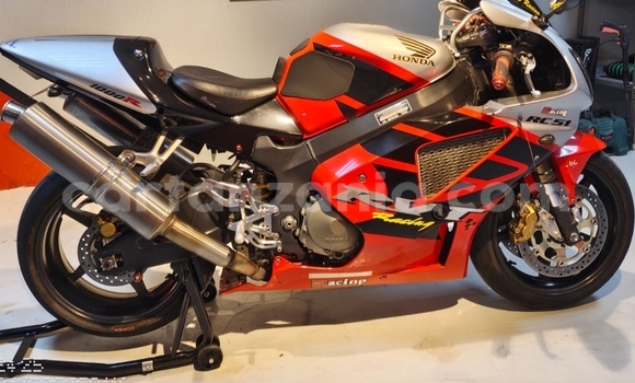 Buy Used Honda VTR Red Bike in Arusha in Arusha Buy Used Honda VTR Red Bike in Arusha in Arusha