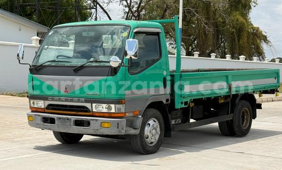 Nunua Ilio tumika Mitsubishi Fuso Fighter Kijani Lori ndani ya Dar es Salaam nchini Dar es Salaam Nunua Ilio tumika Mitsubishi Fuso Fighter Kijani Lori ndani ya Dar es Salaam nchini Dar es Salaam
