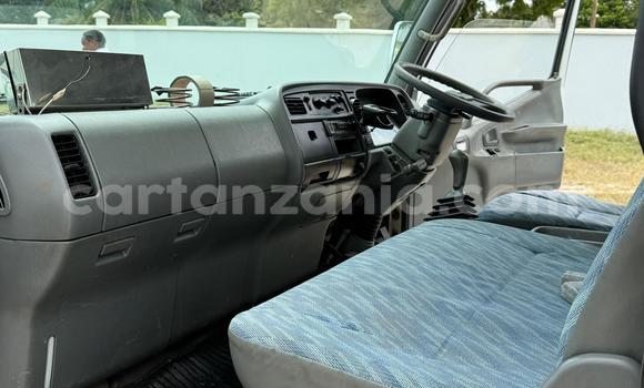 Buy Used Mitsubishi Fuso Fighter Green Truck in Dar es Salaam in Dar es Salaam Buy Used Mitsubishi Fuso Fighter Green Truck in Dar es Salaam in Dar es Salaam