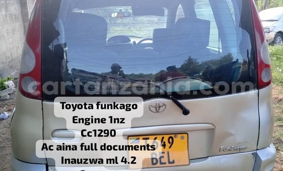 Buy Used Toyota FunCargo Silver Car in Dar es Salaam in Dar es Salaam Buy Used Toyota FunCargo Silver Car in Dar es Salaam in Dar es Salaam