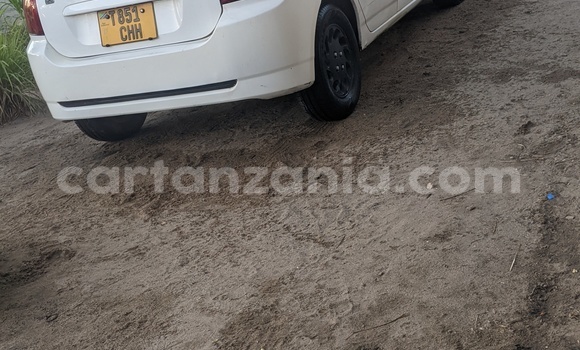 Buy Used Toyota Runx White Car in Dar es Salaam in Dar es Salaam Buy Used Toyota Runx White Car in Dar es Salaam in Dar es Salaam