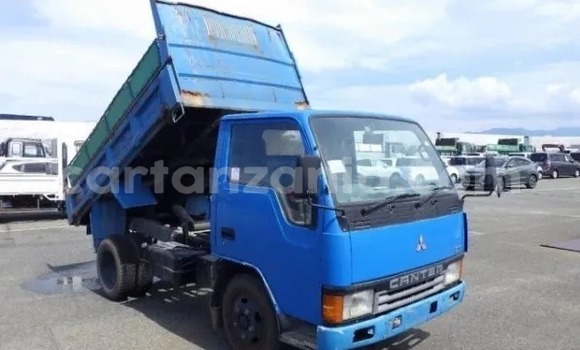 Buy Import Mitsubishi Fuso Fighter Blue Truck in Dar es Salaam in Dar es Salaam