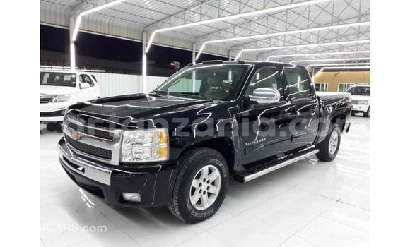 Nunua Imported Chevrolet Silverado Nyeusi Gari ndani ya Import - Dubai nchini Arusha Nunua Imported Chevrolet Silverado Nyeusi Gari ndani ya Import - Dubai nchini Arusha