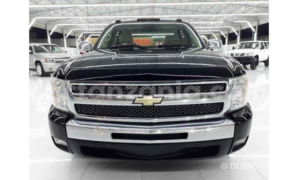 Nunua Imported Chevrolet Silverado Nyeusi Gari ndani ya Import - Dubai nchini Arusha Nunua Imported Chevrolet Silverado Nyeusi Gari ndani ya Import - Dubai nchini Arusha