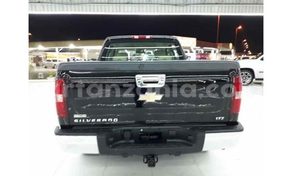 Nunua Imported Chevrolet Silverado Nyeusi Gari ndani ya Import - Dubai nchini Arusha Nunua Imported Chevrolet Silverado Nyeusi Gari ndani ya Import - Dubai nchini Arusha