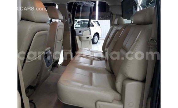 Nunua Imported Chevrolet Silverado Nyeusi Gari ndani ya Import - Dubai nchini Arusha Nunua Imported Chevrolet Silverado Nyeusi Gari ndani ya Import - Dubai nchini Arusha