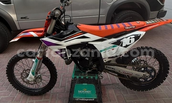 Buy Used KTM 125 White Bike in Arusha in Arusha Buy Used KTM 125 White Bike in Arusha in Arusha