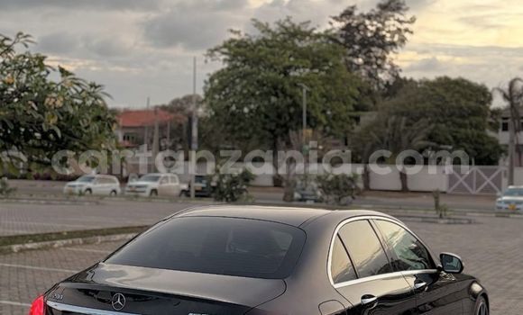 Buy Import Mercedes-Benz C250 coupe Black Car in Dar es Salaam in Dar es Salaam Buy Import Mercedes-Benz C250 coupe Black Car in Dar es Salaam in Dar es Salaam