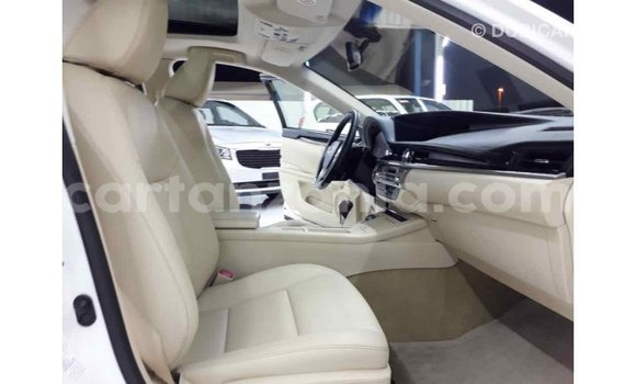 Nunua Imported Lexus ES Nyeupe Gari ndani ya Import - Dubai nchini Arusha Nunua Imported Lexus ES Nyeupe Gari ndani ya Import - Dubai nchini Arusha