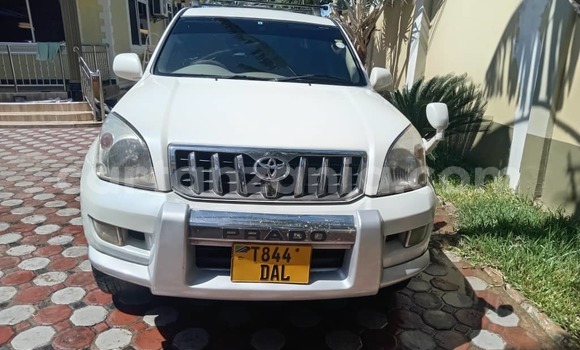 Buy Used Toyota Land Cruiser Prado White Car in Dar es Salaam in Dar es Salaam