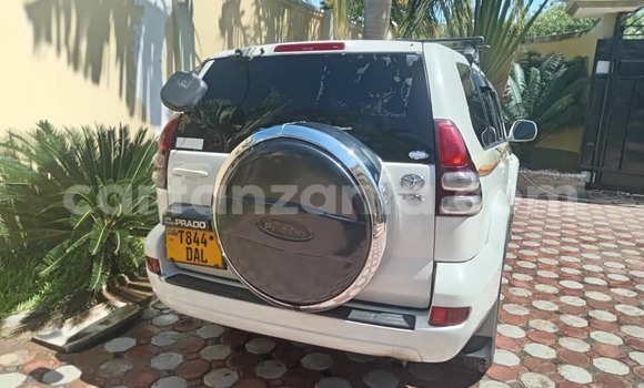 Buy Used Toyota Land Cruiser Prado White Car in Dar es Salaam in Dar es Salaam Buy Used Toyota Land Cruiser Prado White Car in Dar es Salaam in Dar es Salaam