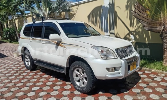 Buy Used Toyota Land Cruiser Prado White Car in Dar es Salaam in Dar es Salaam Buy Used Toyota Land Cruiser Prado White Car in Dar es Salaam in Dar es Salaam