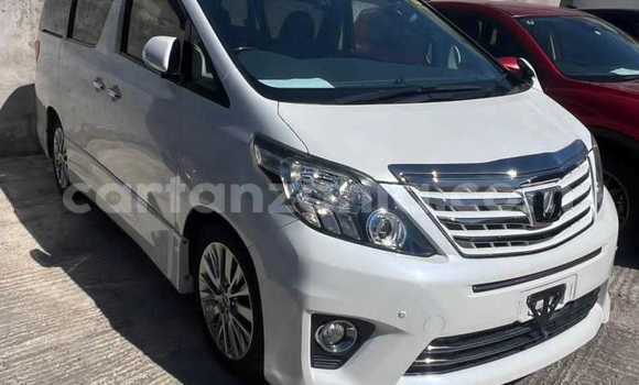 Buy New Toyota Alphard White Car in Dar es Salaam in Dar es Salaam Buy New Toyota Alphard White Car in Dar es Salaam in Dar es Salaam