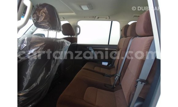 Nunua Imported Toyota Land Cruiser Nyingine Gari ndani ya Import - Dubai nchini Arusha Nunua Imported Toyota Land Cruiser Nyingine Gari ndani ya Import - Dubai nchini Arusha