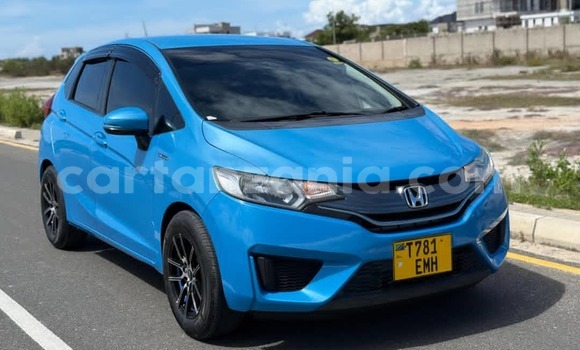 Buy Used Honda FIT Blue Car in Dar es Salaam in Dar es Salaam Buy Used Honda FIT Blue Car in Dar es Salaam in Dar es Salaam