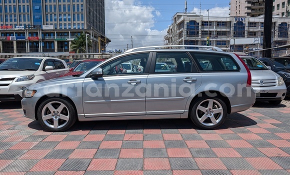 Buy Import Volvo V50 Silver Car in Dar es Salaam in Dar es Salaam Buy Import Volvo V50 Silver Car in Dar es Salaam in Dar es Salaam