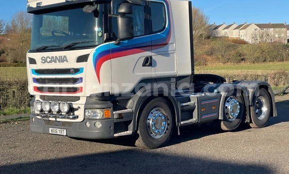 Nunua Imported Scania R420 Nyeupe Lori ndani ya Dar es Salaam nchini Dar es Salaam Nunua Imported Scania R420 Nyeupe Lori ndani ya Dar es Salaam nchini Dar es Salaam