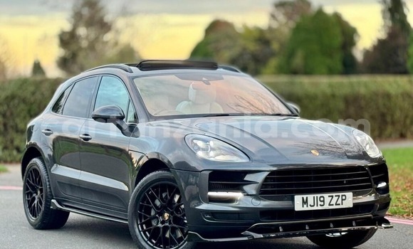 Buy Import Porsche Macan Silver Car in Dar es Salaam in Dar es Salaam