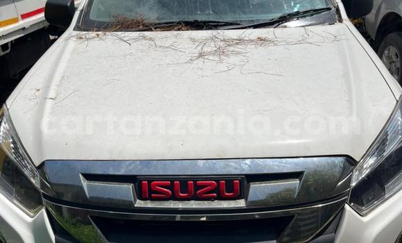 Buy Used Isuzu D–MAX White Car in Dar es Salaam in Dar es Salaam