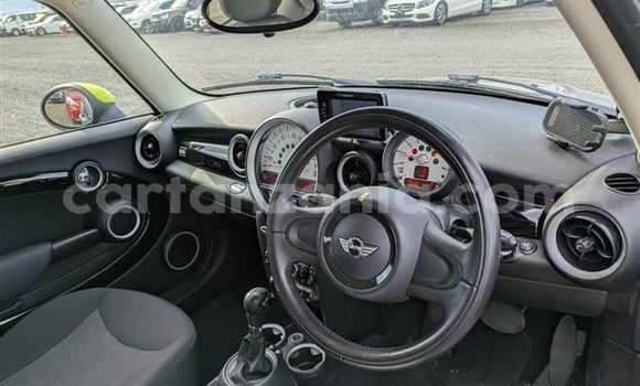 Nunua Imported Mini Cooper Nyeusi Gari ndani ya Dar es Salaam nchini Dar es Salaam Nunua Imported Mini Cooper Nyeusi Gari ndani ya Dar es Salaam nchini Dar es Salaam