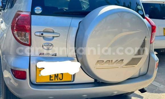 Buy Used Toyota RAV4 Silver Car in Dar es Salaam in Dar es Salaam Buy Used Toyota RAV4 Silver Car in Dar es Salaam in Dar es Salaam