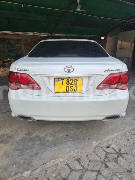 Big with watermark toyota crown dar es salaam dar es salaam 30880