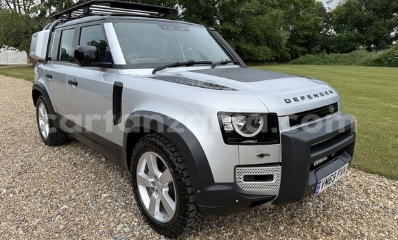 Buy Used Land Rover Defender Silver Car in Dodoma in Dodoma