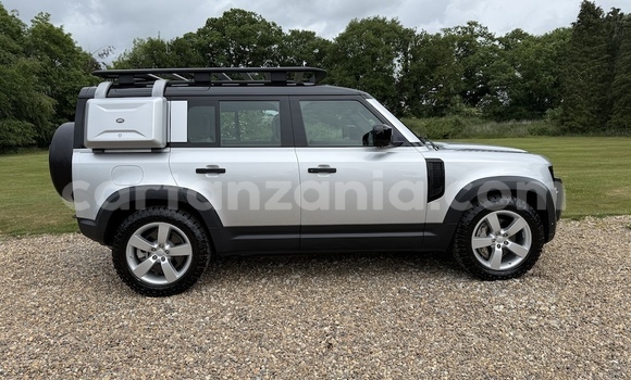Buy Used Land Rover Defender Silver Car in Dodoma in Dodoma Buy Used Land Rover Defender Silver Car in Dodoma in Dodoma
