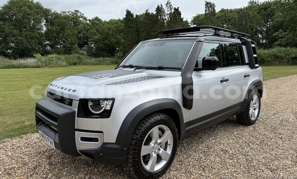 Buy Used Land Rover Defender Silver Car in Dodoma in Dodoma Buy Used Land Rover Defender Silver Car in Dodoma in Dodoma