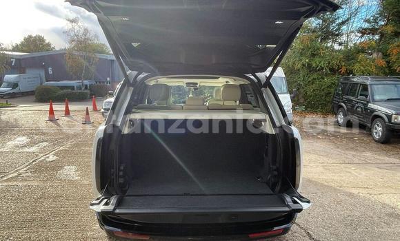 Buy Used Land Rover Range Rover White Car in Dar es Salaam in Dar es Salaam Buy Used Land Rover Range Rover White Car in Dar es Salaam in Dar es Salaam