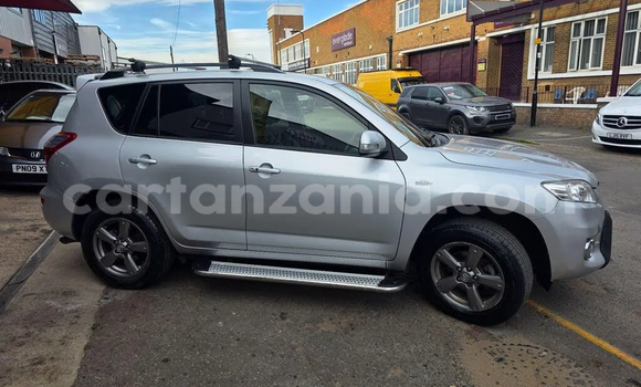 Buy Used Toyota RAV4 Silver Car in Dodoma in Dodoma Buy Used Toyota RAV4 Silver Car in Dodoma in Dodoma