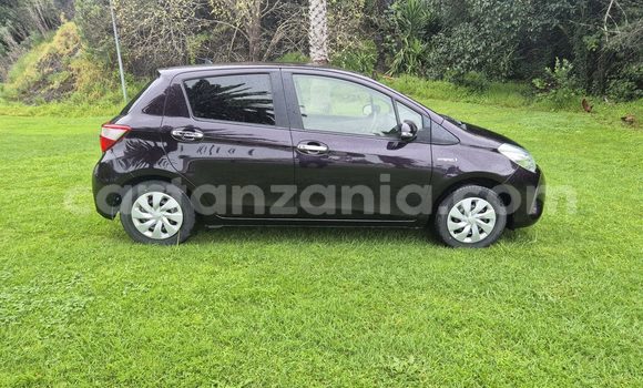 Buy Used Toyota Vitz Black Car in Dodoma in Dodoma Buy Used Toyota Vitz Black Car in Dodoma in Dodoma