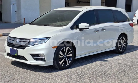 Buy Used Honda Odyssey White Car in Dodoma in Dodoma