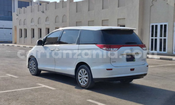 Buy Used Toyota Previa White Car in Dodoma in Dodoma Buy Used Toyota Previa White Car in Dodoma in Dodoma