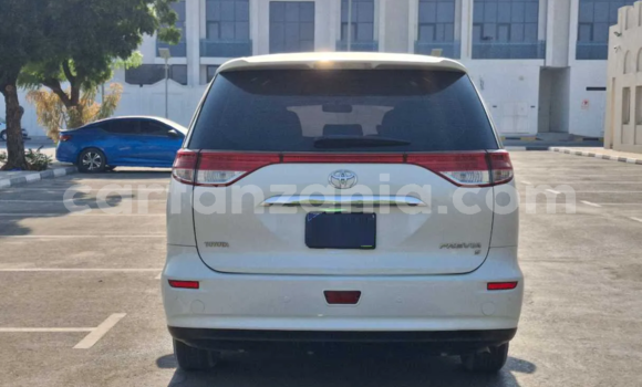 Buy Used Toyota Previa White Car in Dodoma in Dodoma Buy Used Toyota Previa White Car in Dodoma in Dodoma