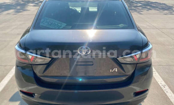 Buy Used Toyota Yaris Black Car in Dodoma in Dodoma Buy Used Toyota Yaris Black Car in Dodoma in Dodoma